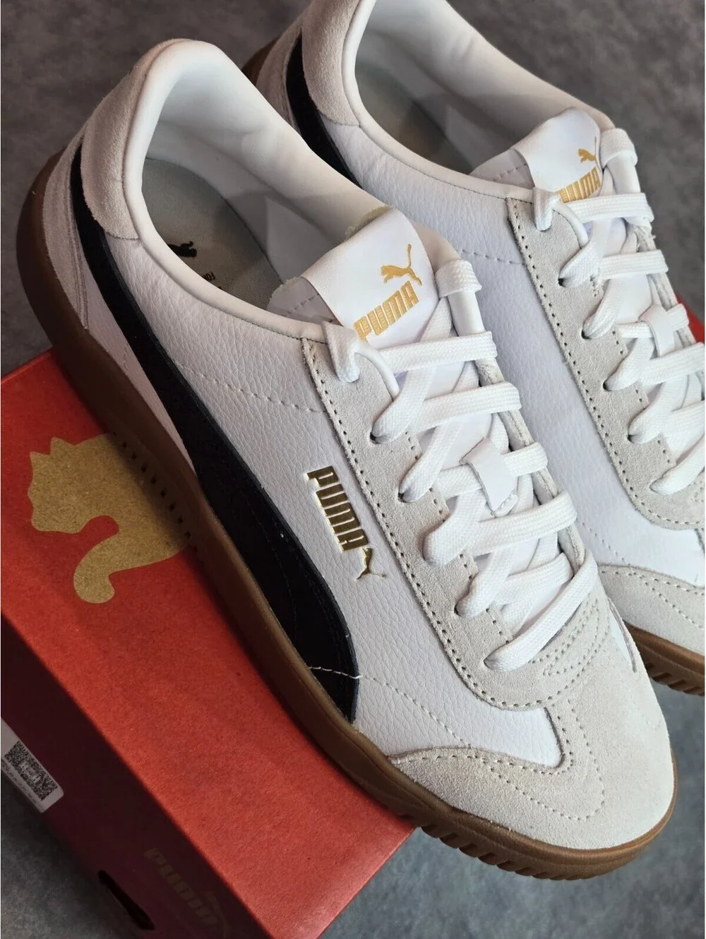 PUMA Club 5v5 Suede - White / Black / Gray (398670-02) Women's 8 NEW